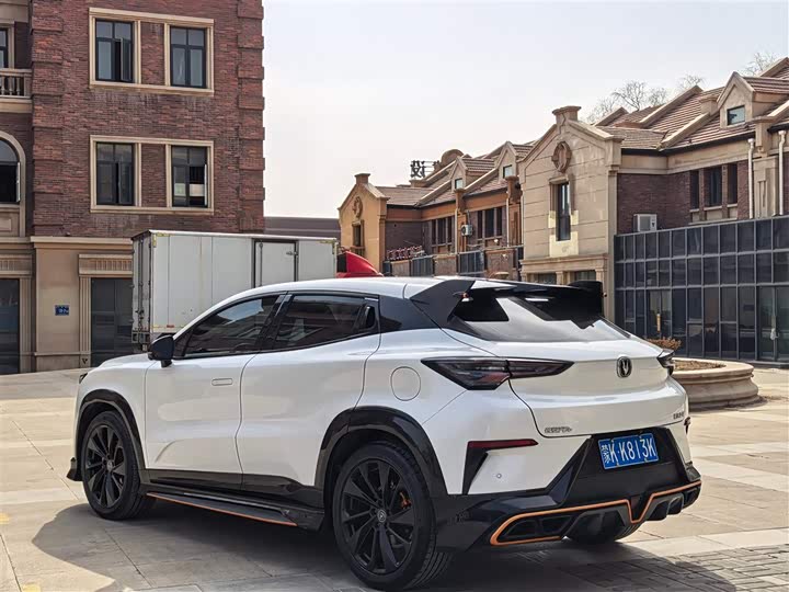 Фото 7 - Changan UNI-T