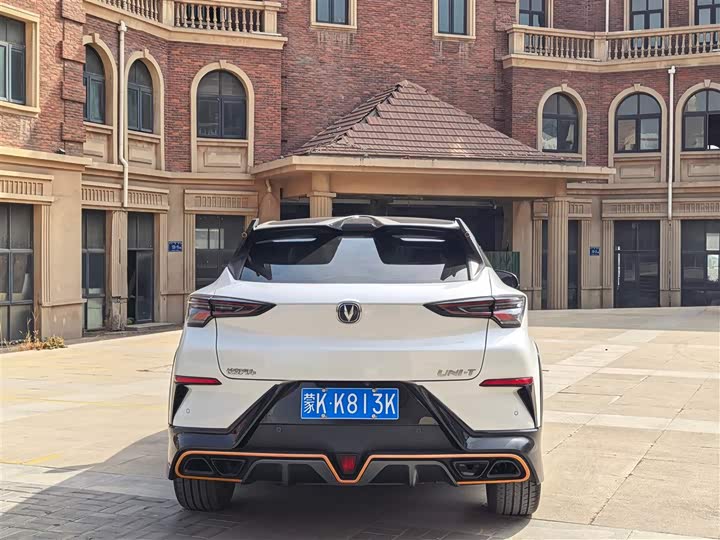 Фото 8 - Changan UNI-T