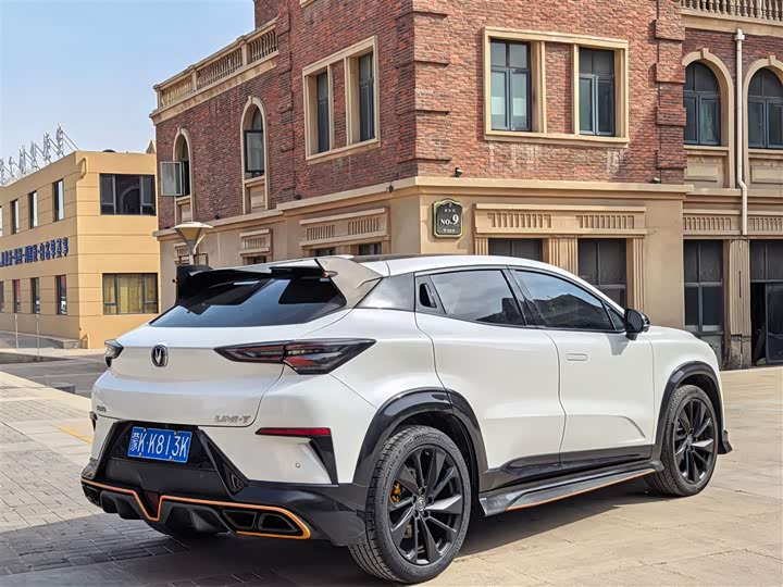 Фото 9 - Changan UNI-T