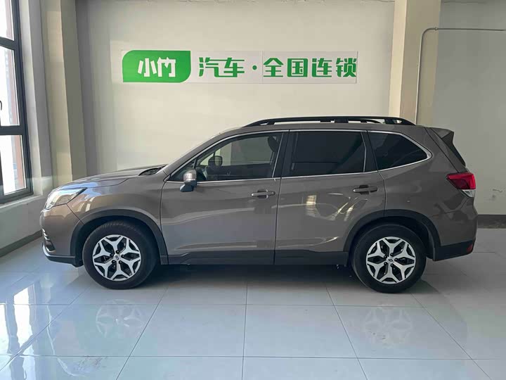 Фото 3 - Subaru Forester