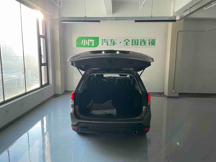 Фото 6 - Subaru Forester