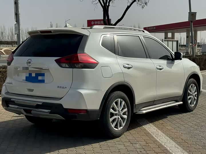 Фото 5 - Nissan X-Trail