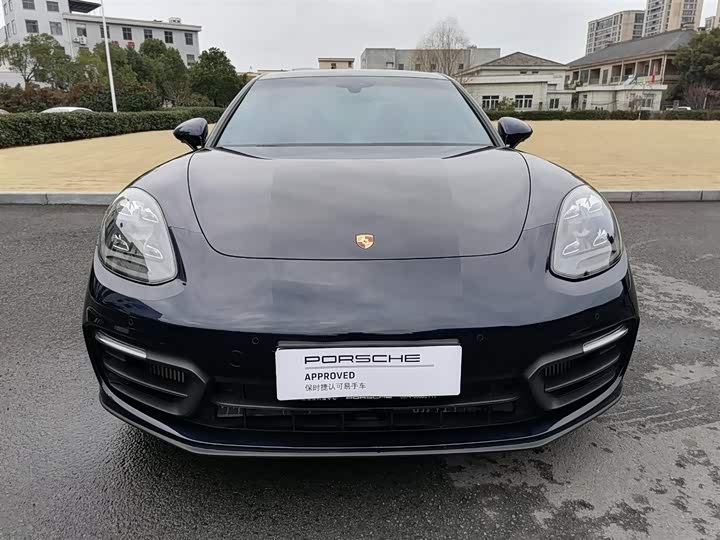 Фото 1 - Porsche Panamera Hybrid