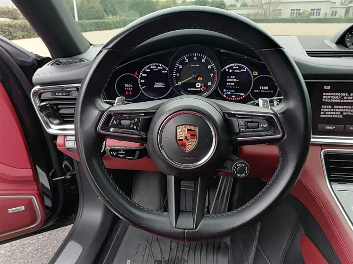 Фото 4 - Porsche Panamera Hybrid