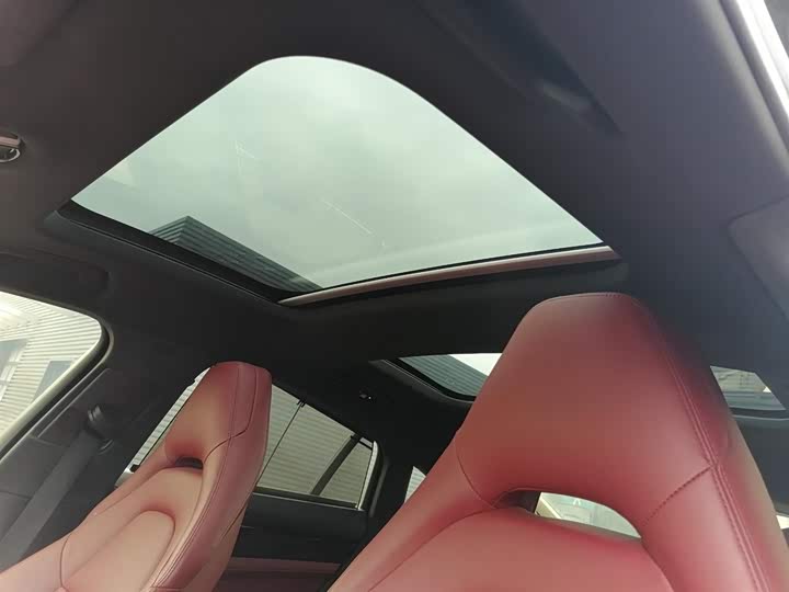 Фото 5 - Porsche Panamera Hybrid