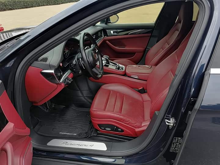 Фото 7 - Porsche Panamera Hybrid