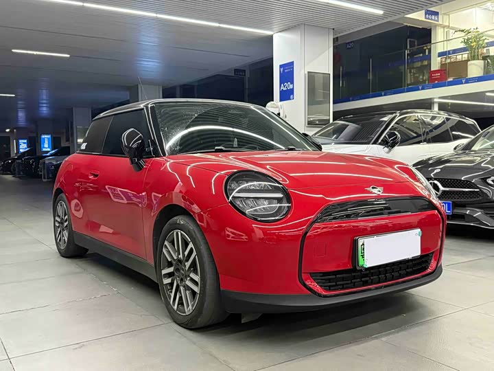 Фото 3 - Mini Cooper