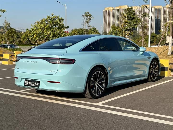 Фото 3 - Luxeed S7