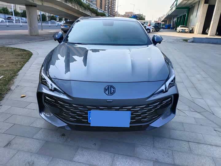 Фото 1 - MG Motor 7