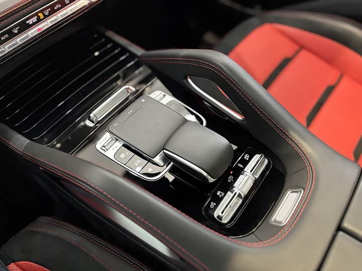 Фото 9 - Mercedes-Benz GLE-Class AMG