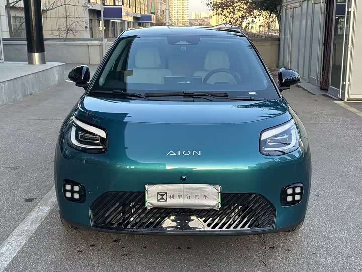 Фото 2 - GAC Aion UT