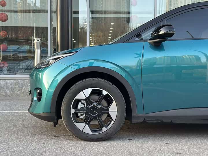 Фото 6 - GAC Aion UT