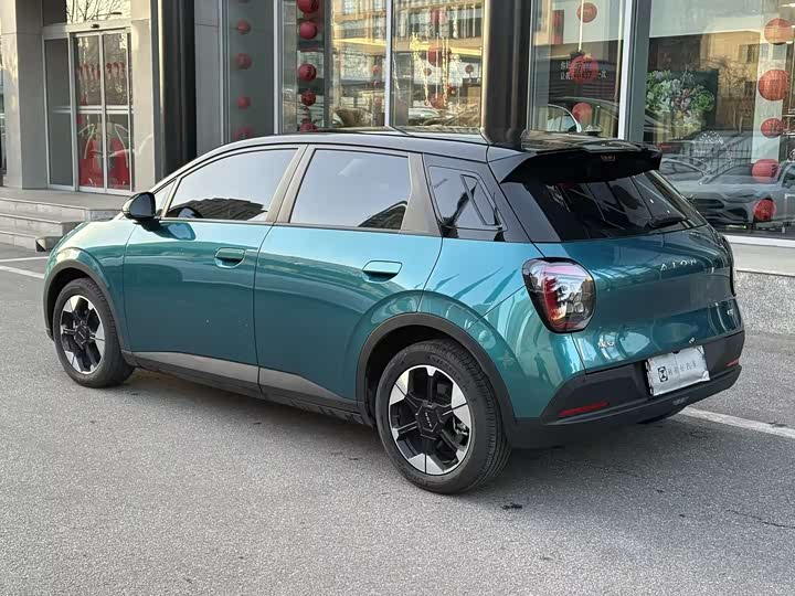 Фото 8 - GAC Aion UT