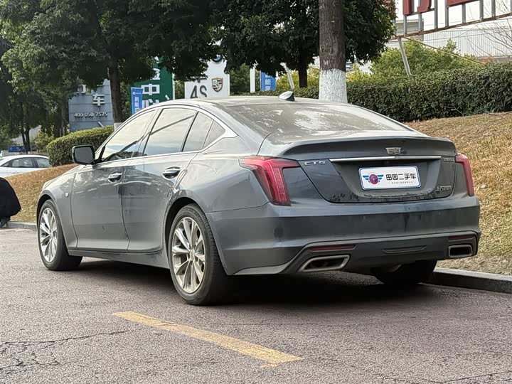 Photo 4 - Cadillac CT5