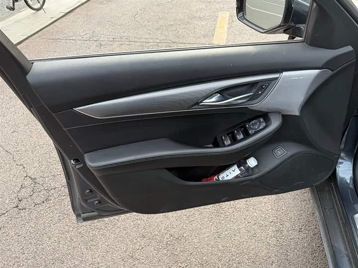 Photo 6 - Cadillac CT5