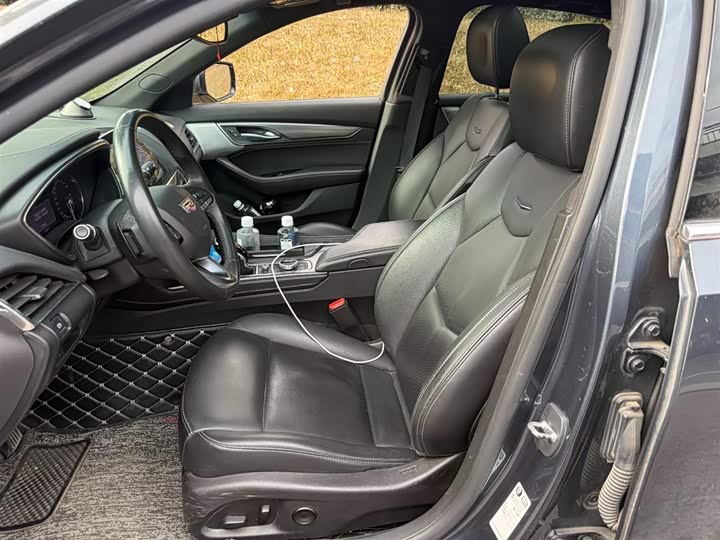 Photo 8 - Cadillac CT5