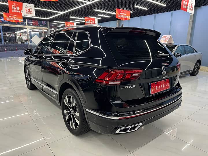 Фото 6 - Volkswagen Tiguan L Pro