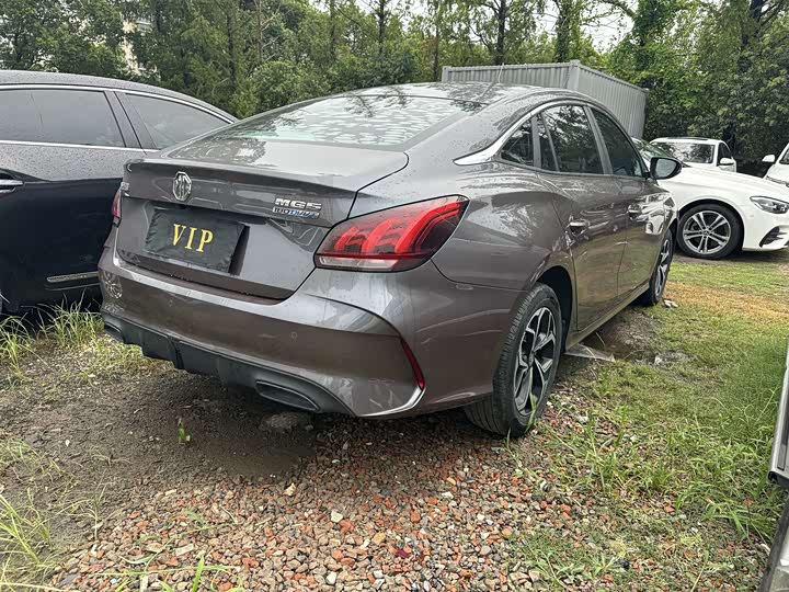 Фото 6 - MG Motor 5