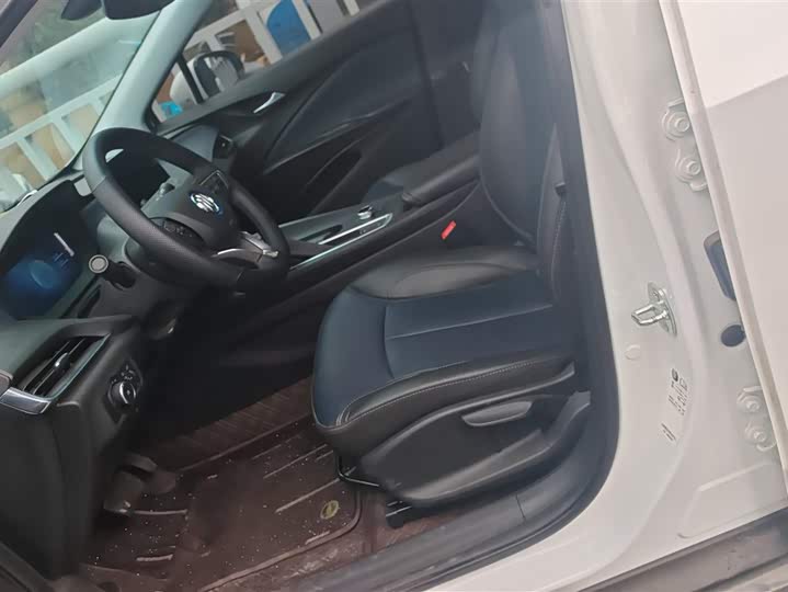 Фото 9 - Buick Velite 6