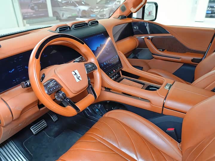 Фото 9 - BYD Yangwang U8