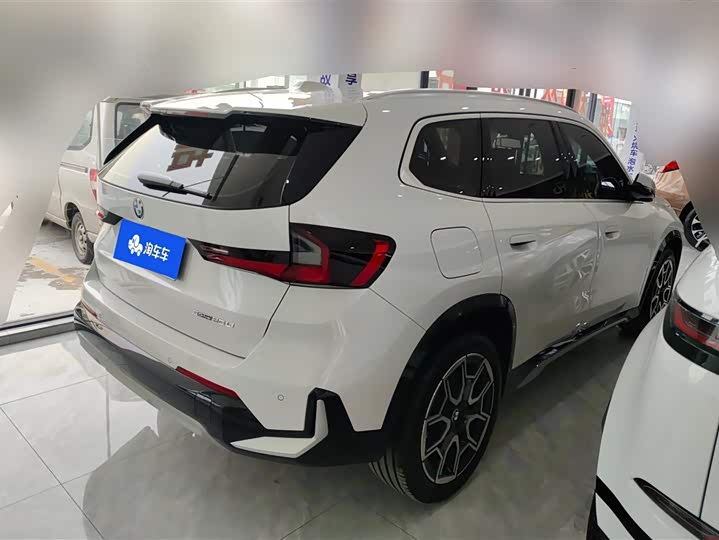 Фото 3 - BMW X1