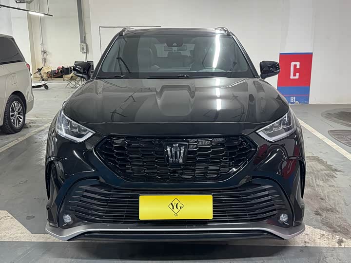 Фото 1 - Toyota Crown Kluger