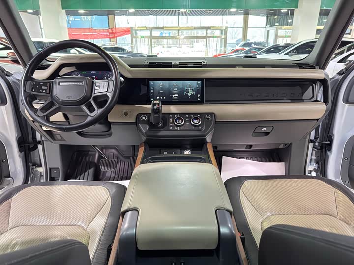 Фото 7 - Land Rover Defender