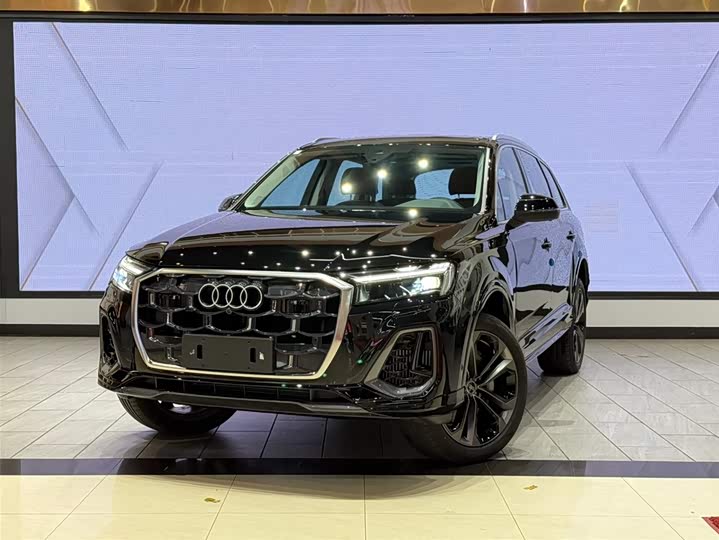 Фото 3 - Audi Q7