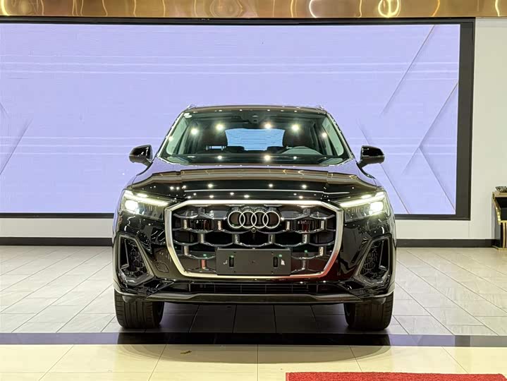 Фото 4 - Audi Q7