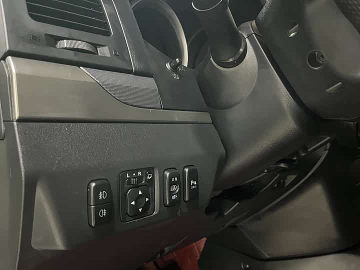 Фото 4 - Mitsubishi Pajero