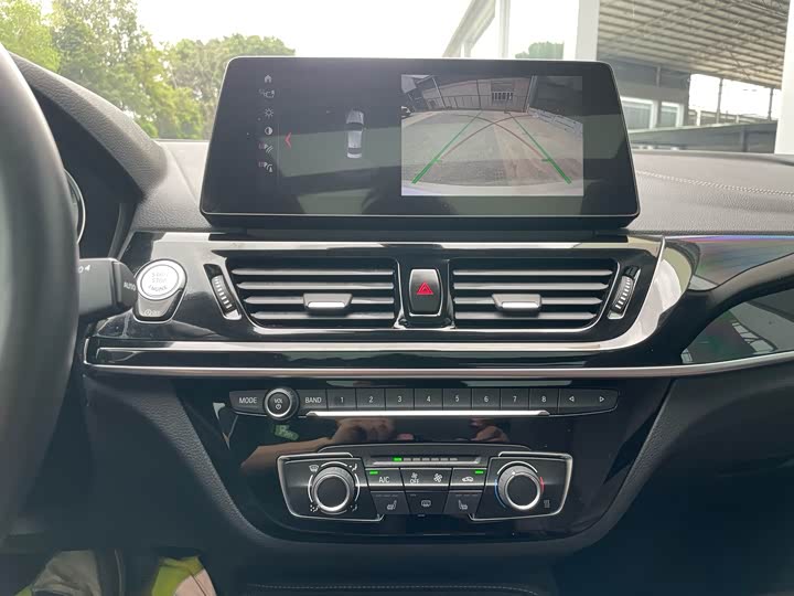 Фото 9 - BMW 1 Series