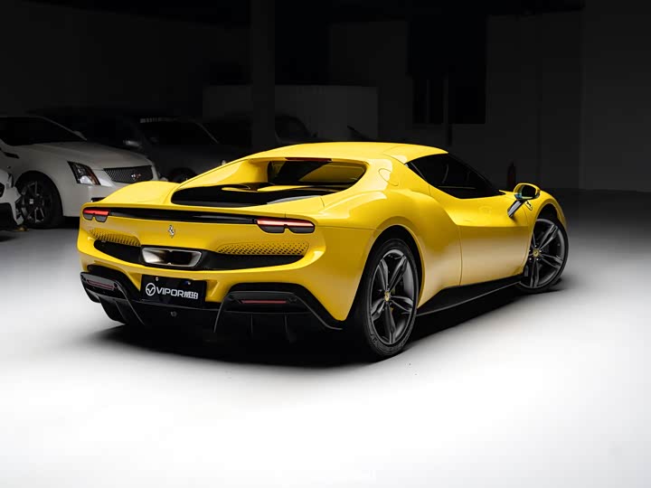 Фото 3 - Ferrari 296