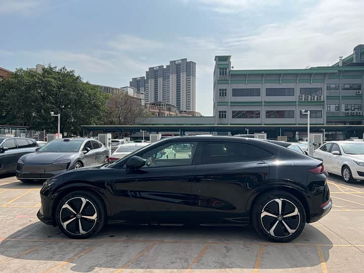 Фото 8 - BYD Song L