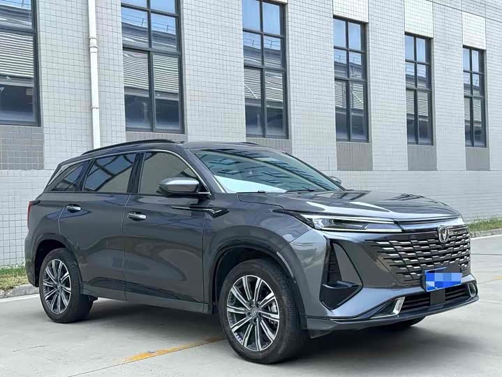 Фото 3 - Changan CS75 Plus