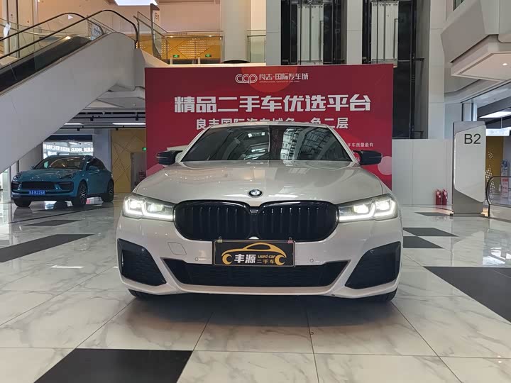 Фото 2 - BMW 5 Series