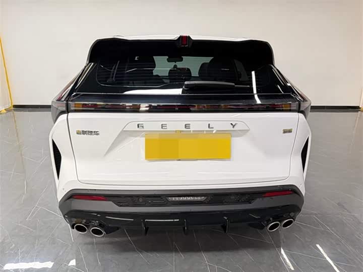 Фото 5 - Geely Atlas