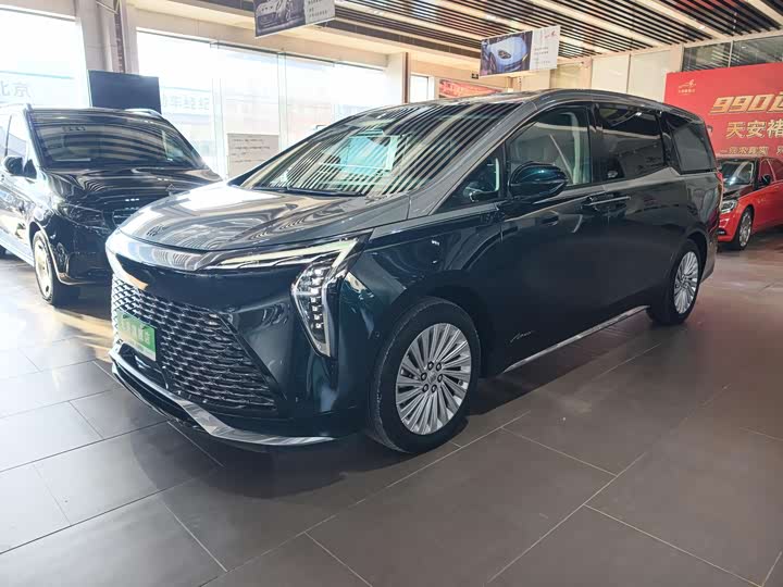 Photo 1 - Buick GL8 Century