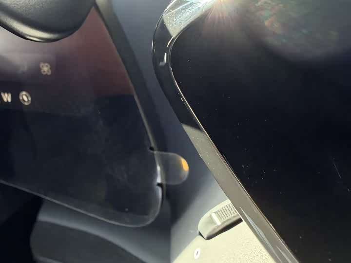 Фото 3 - Ferrari 296