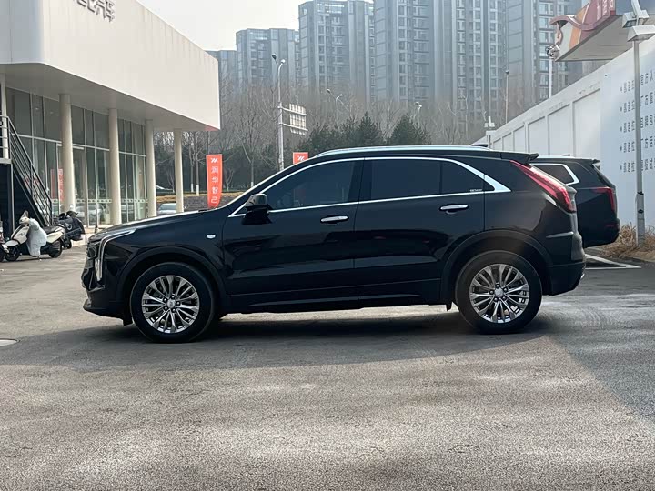 Фото 3 - Cadillac XT4