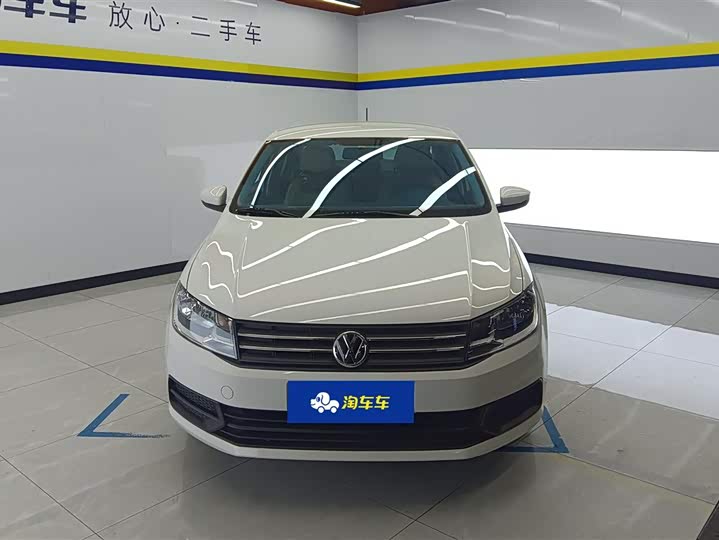 Фото 2 - Volkswagen Santana