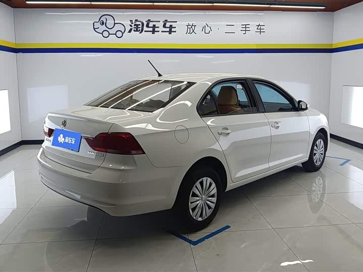 Фото 3 - Volkswagen Santana