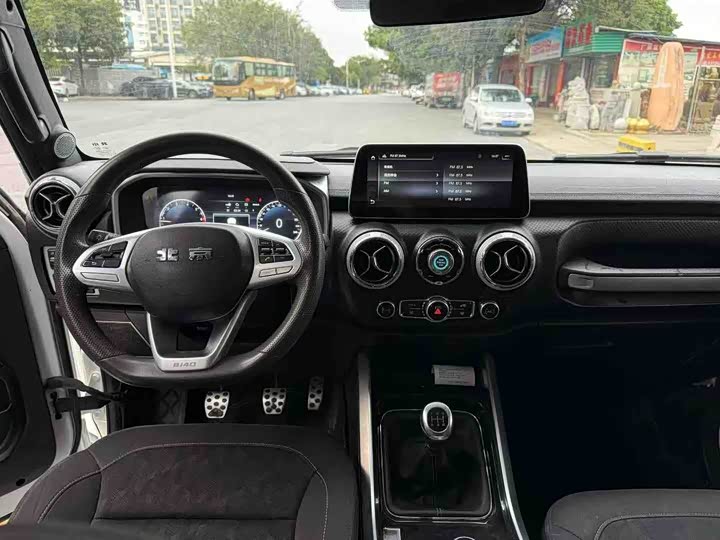 Фото 2 - BAIC Beijing BJ40