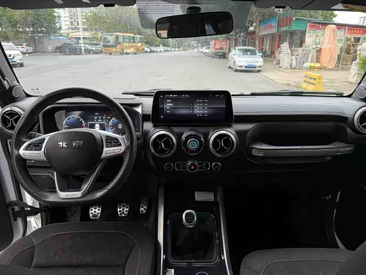 Фото 8 - BAIC Beijing BJ40