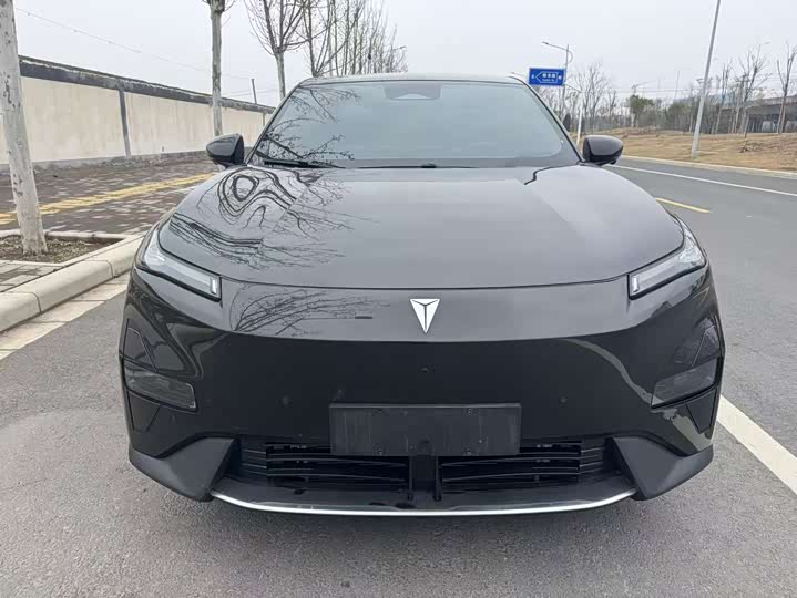 Фото 2 - Changan Deepal S05