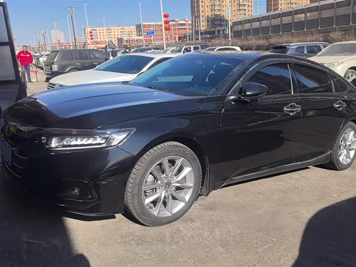 Фото 1 - Honda Accord