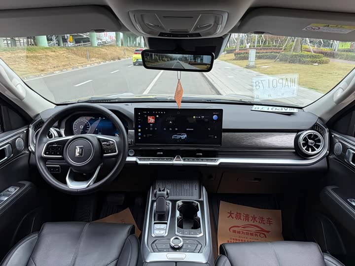 Фото 5 - Tank 400