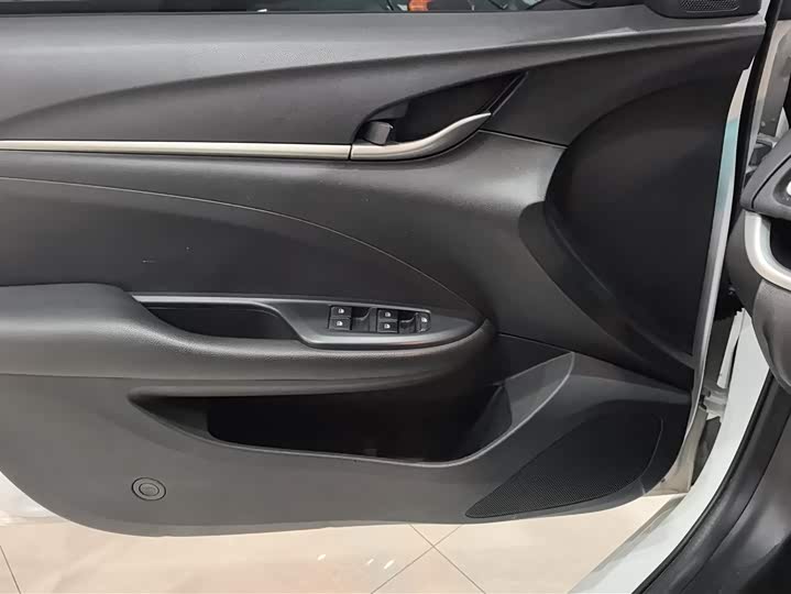 Photo 7 - Buick Excelle GT