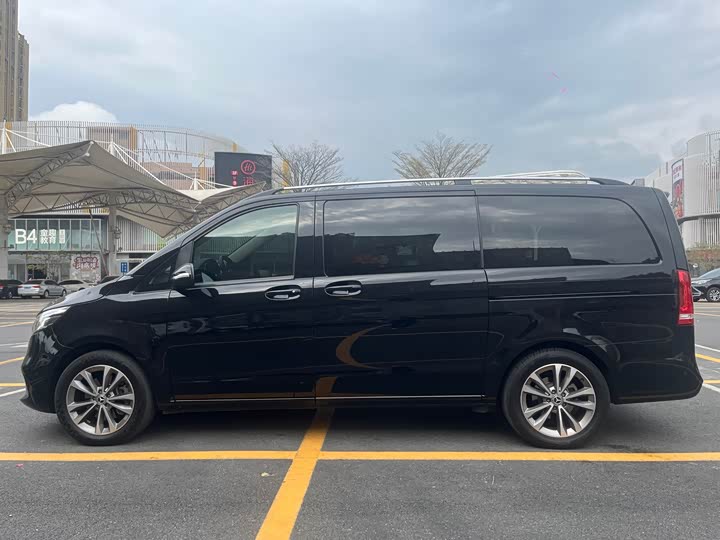 Фото 4 - Mercedes-Benz V-Class