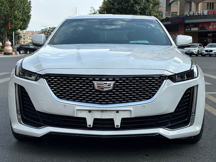 Фото 2 - Cadillac CT5