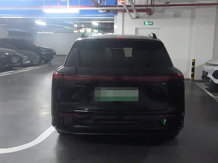 Фото 2 - XPeng G9